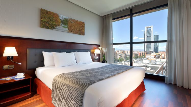 Crisol Via Castellana Hotel Room