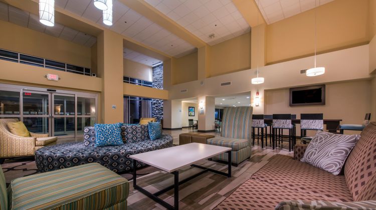Holiday Inn Express Hotel & Suites Lobby