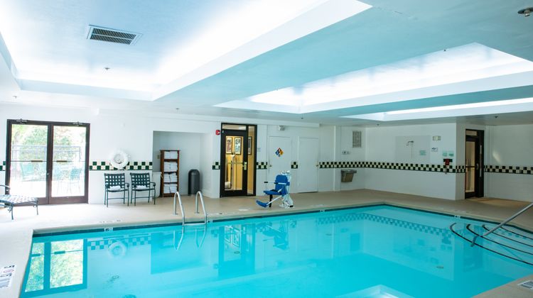 Holiday Inn Hotel & Suites Cary Pool