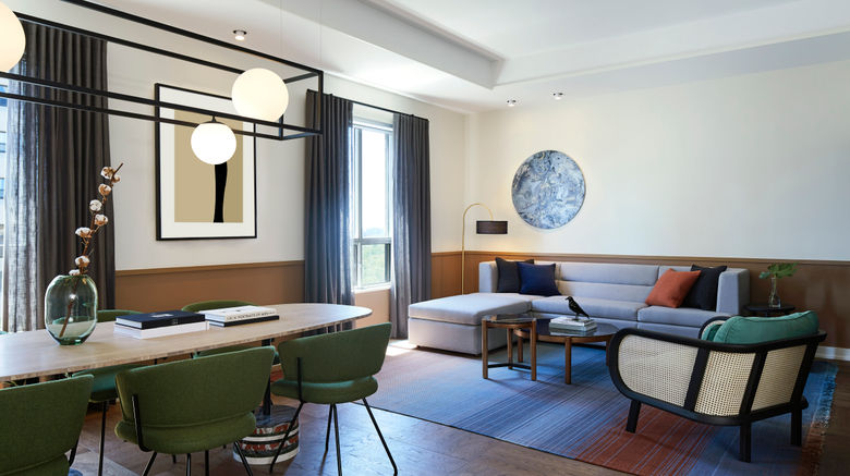 <b>Kimpton Saint George Hotel Suite</b>. Images powered by <a href="https://www.leonardoworldwide.com/" title="Leonardo Worldwide" target="_blank">Leonardo</a>.