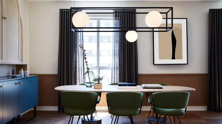 <b>Kimpton Saint George Hotel Suite</b>. Images powered by <a href="https://www.leonardoworldwide.com/" title="Leonardo Worldwide" target="_blank">Leonardo</a>.