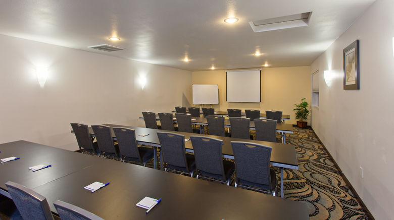<b>Holiday Inn Express Meeting</b>. Images powered by <a href="https://www.leonardoworldwide.com/" title="Leonardo Worldwide" target="_blank">Leonardo</a>.