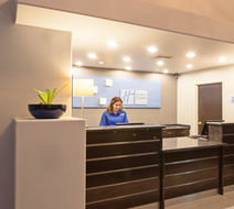 Holiday Inn Express Lobby