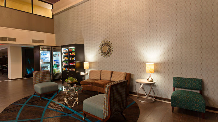 Holiday Inn Express Lobby