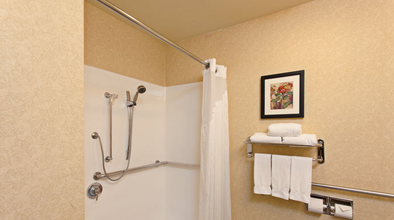 <b>Holiday Inn Express Room</b>. Images powered by <a href="https://www.leonardoworldwide.com/" title="Leonardo Worldwide" target="_blank">Leonardo</a>.