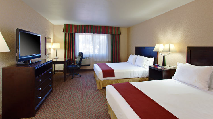 Holiday Inn Express Room