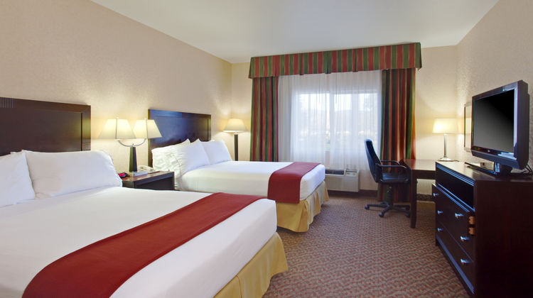 Holiday Inn Express Room