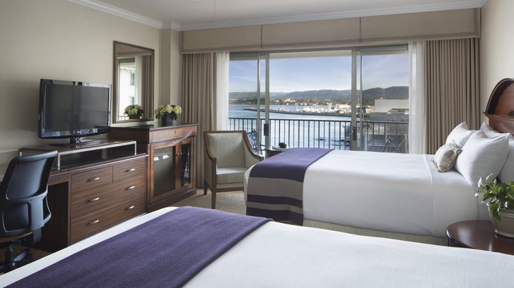 Monterey Plaza Hotel & Spa Room