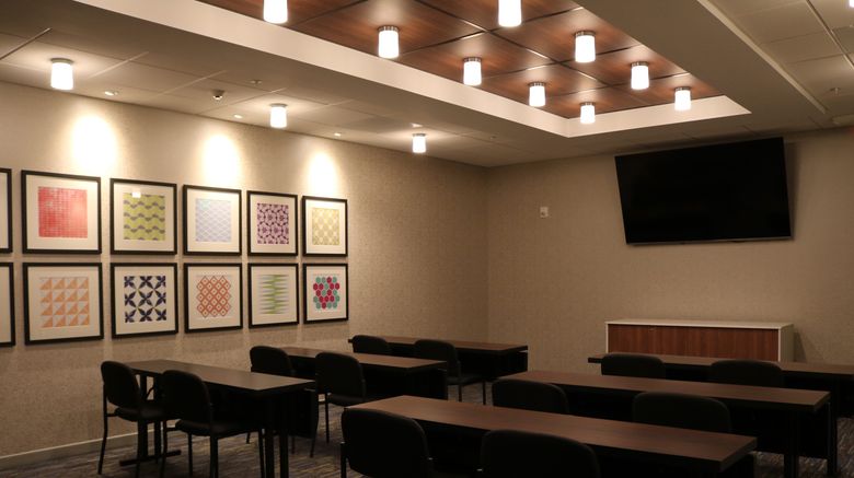 <b>Holiday Inn Express - Portland Airport Meeting</b>. Images powered by <a href="https://www.leonardoworldwide.com/" title="Leonardo Worldwide" target="_blank">Leonardo</a>.