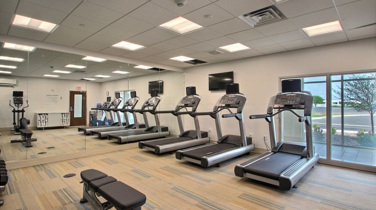 Holiday Inn Express & Suites Fond Du Lac Health Club