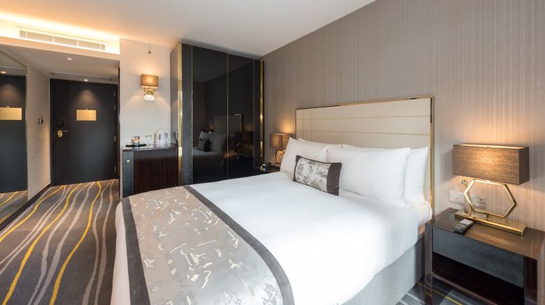 <b>Leonardo Hotel London Aldgate Room</b>. Images powered by <a href="https://www.leonardoworldwide.com/" title="Leonardo Worldwide" target="_blank">Leonardo</a>.
