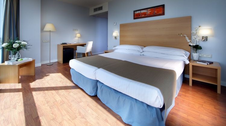Exe Sevilla Palmera Room