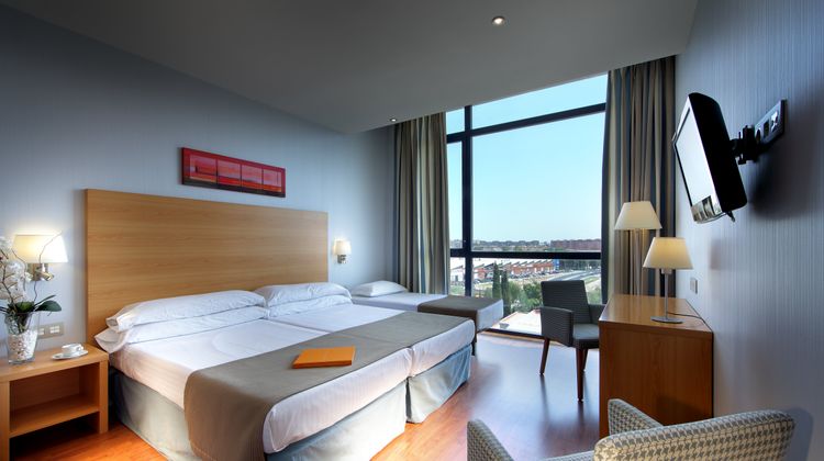 Exe Sevilla Palmera Room