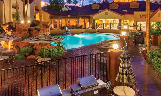 Holiday Inn Club Vacations Desert Club Exterior