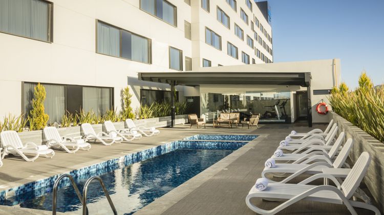 Fiesta Inn Chihuahua Fashion Mall Pool