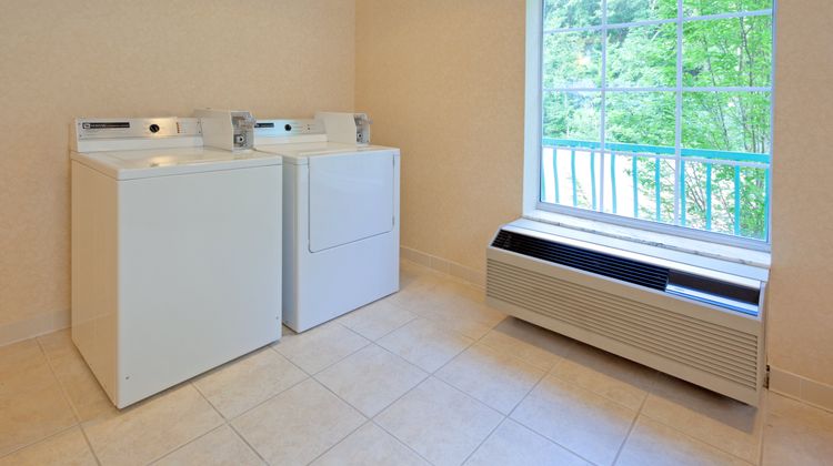 Holiday Inn Express Hotel & Suites Other
