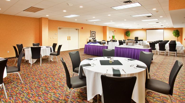 <b>Holiday Inn Manhattan at the Campus Ballroom</b>. Images powered by <a href="https://www.leonardoworldwide.com/" title="Leonardo Worldwide" target="_blank">Leonardo</a>.
