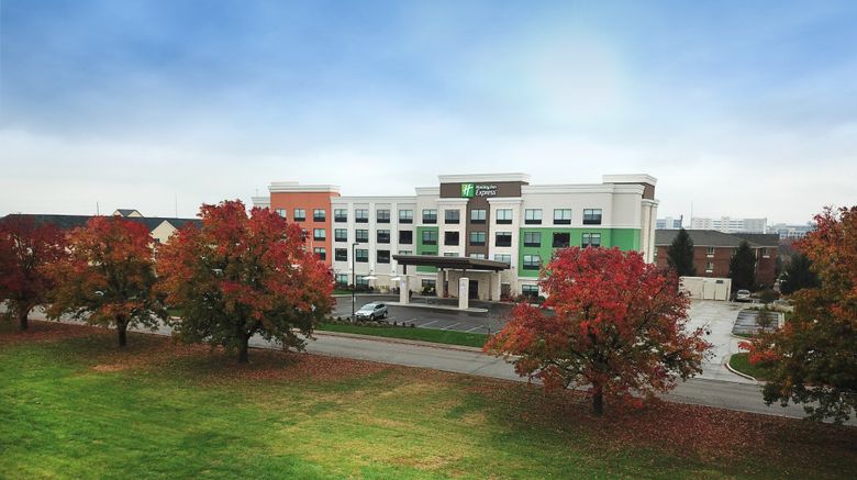 <b>Holiday Inn Express & Suites Evansville Exterior</b>. Images powered by <a href="https://www.leonardoworldwide.com/" title="Leonardo Worldwide" target="_blank">Leonardo</a>.