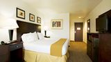 Holiday Inn Express & Suites Childress Room