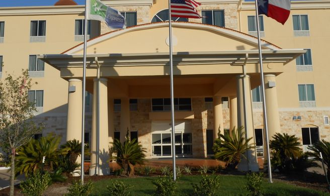 Holiday Inn Express Brookhollow Exterior