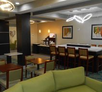 Holiday Inn Express Brookhollow Lobby