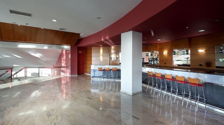 Exe Isla Cartuja Lobby