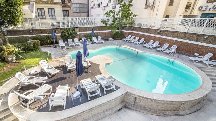 Claridge Hotel Pool