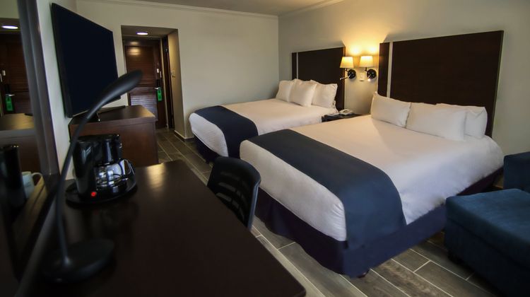 Gamma Tampico Room