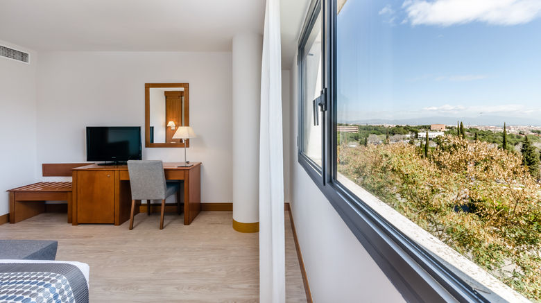 <b>Hotel Campus Room</b>. Images powered by <a href="https://www.leonardoworldwide.com/" title="Leonardo Worldwide" target="_blank">Leonardo</a>.