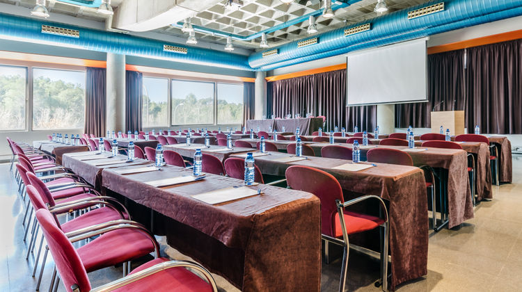 Hotel Campus Meeting