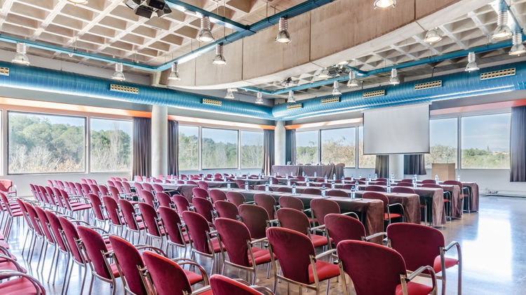 Hotel Campus Meeting