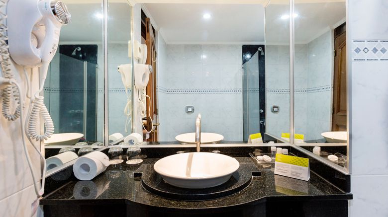 <b>Exe Hotel Cataratas Room</b>. Images powered by <a href="https://www.leonardoworldwide.com/" title="Leonardo Worldwide" target="_blank">Leonardo</a>.