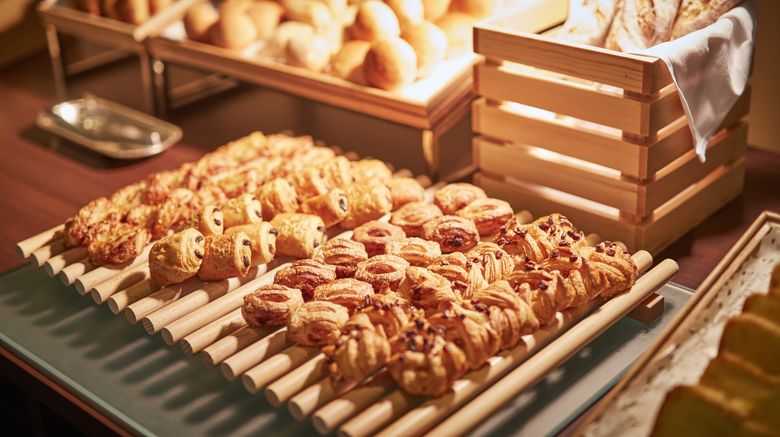 <b>Okura Akademia Park Hotel Restaurant</b>. Images powered by <a href="https://www.leonardoworldwide.com/" title="Leonardo Worldwide" target="_blank">Leonardo</a>.