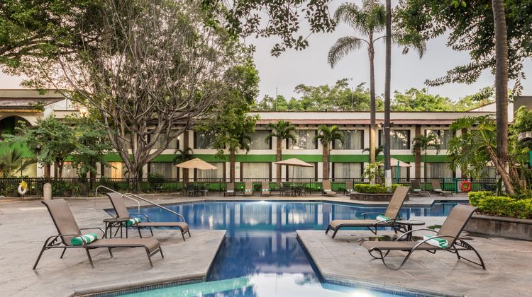 Holiday Inn Guadalajara Expo Pool