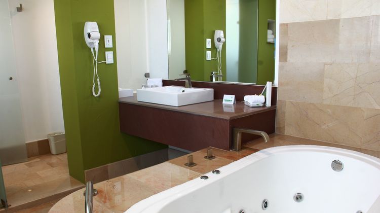 Holiday Inn Queretaro Zona Krystal Suite