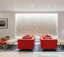 Holiday Inn Coventry Lobby