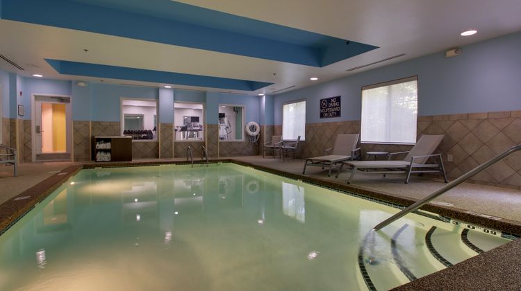Holiday Inn Express Pool