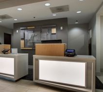 Holiday Inn Express Lobby