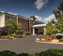 Holiday Inn Express Exterior
