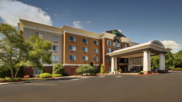 Holiday Inn Express Exterior