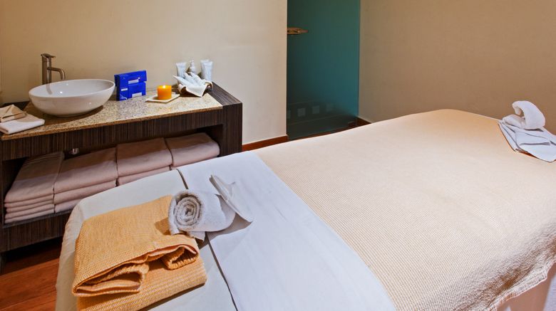 <b>Holiday Inn Mexico City-PlazaUniversidad Spa</b>. Images powered by <a href="https://www.leonardoworldwide.com/" title="Leonardo Worldwide" target="_blank">Leonardo</a>.