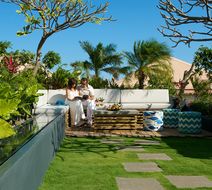 Blue Margouillat Seaview Hotel Exterior