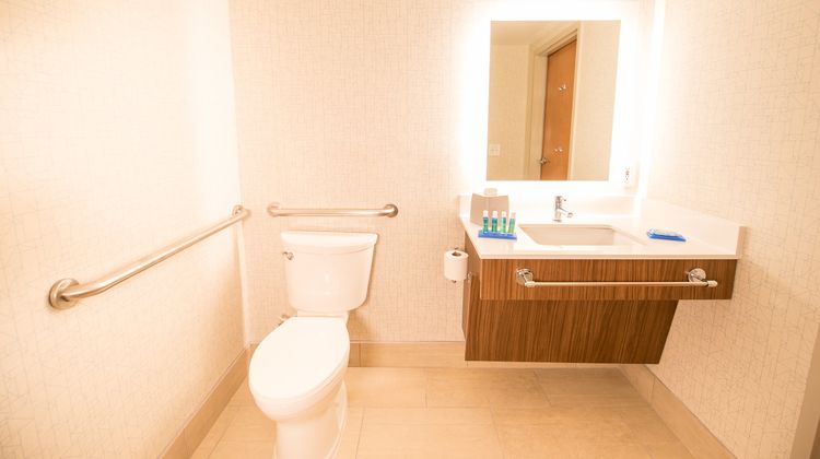 Holiday Inn Express Room