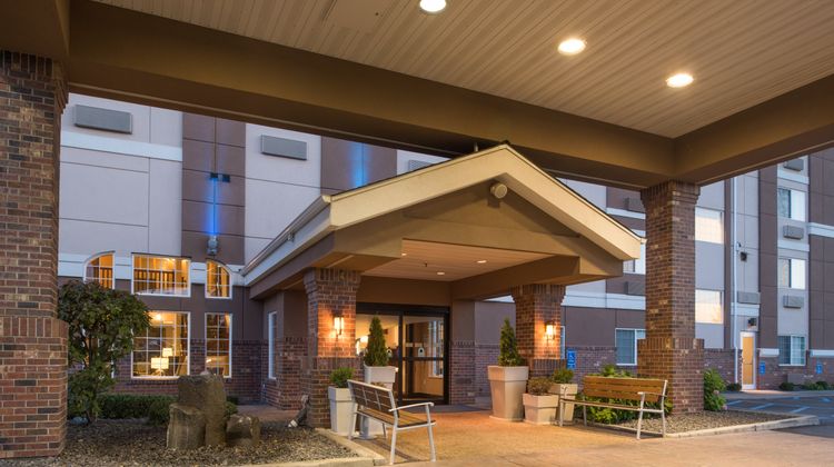 Holiday Inn Express Spokane Valley Exterior