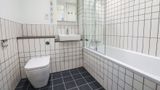 Clover Court by Q Apartments Room