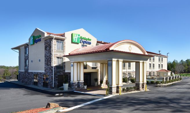 Holiday Inn Express Exterior