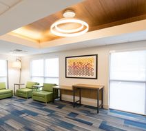 Holiday Inn Express Lobby