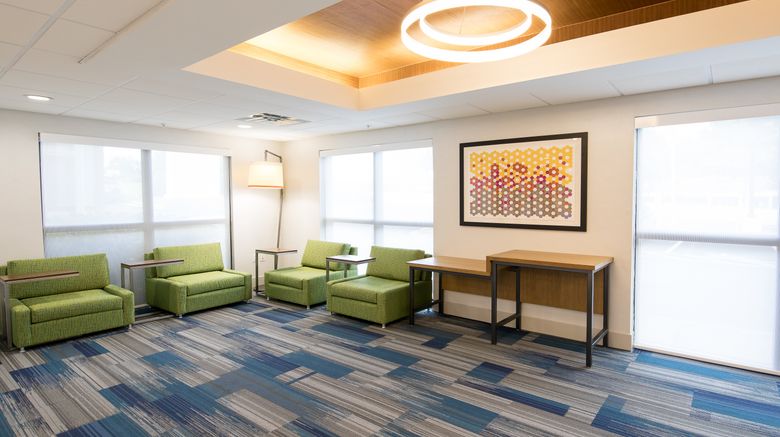 <b>Holiday Inn Express Lobby</b>. Images powered by <a href="https://www.leonardoworldwide.com/" title="Leonardo Worldwide" target="_blank">Leonardo</a>.