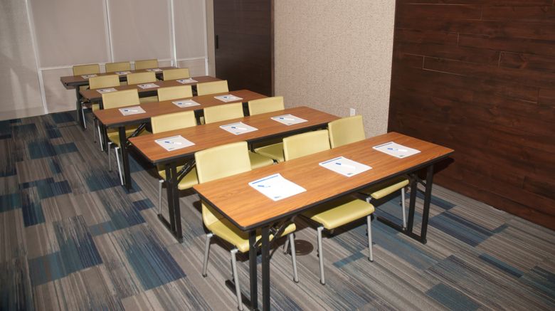 <b>Holiday Inn Express & Suites Decatur Meeting</b>. Images powered by <a href="https://www.leonardoworldwide.com/" title="Leonardo Worldwide" target="_blank">Leonardo</a>.
