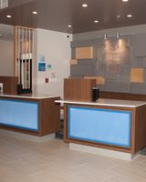 Holiday Inn Express & Suites Decatur